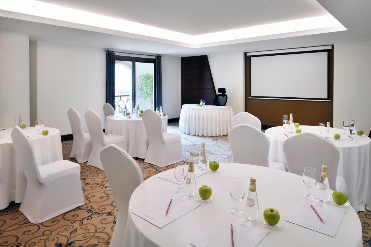 Crowne Plaza Riyadh Al Waha By Ihg Экстерьер фото